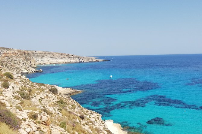 Liliana Boat Trip With Lunch Included - Boat Details and Experience