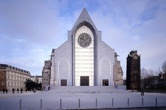 Lille: City Walk with Audio Guide in 7 Languages on your Phone - Detailed Review of Lille’s Self-Guided Audio Tour