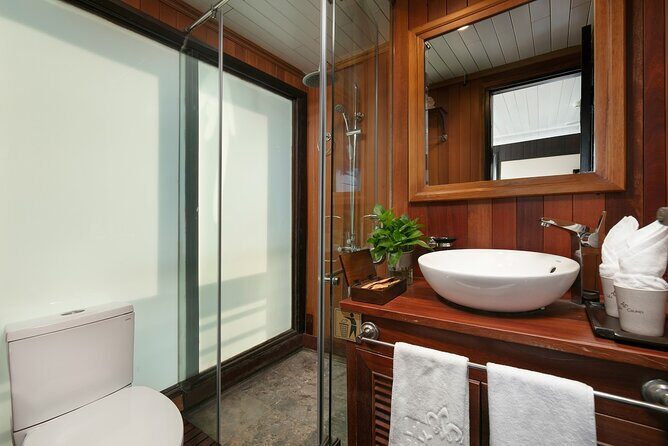 Lily Cruise 2-day explore Bai Tu Long from Hanoi - Navigating the Itinerary: What To Expect