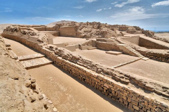 Lima: Barranco and Temple of Pachacamac Half Day Tour - Tour Itinerary