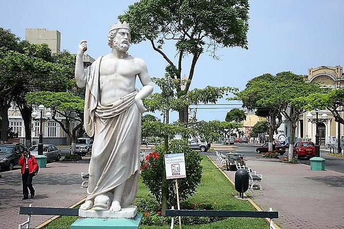 Lima City Tour 2 - Barranco Chorrillos - Tour Overview