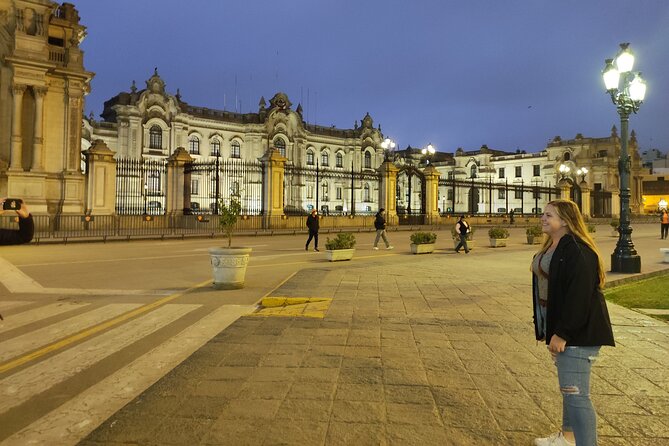 Lima Historic Center and Catacombs Small-Group Nighttime Tour - Tour Highlights