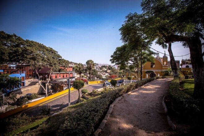 Lima: Pachacamac Ruins & Barranco Half-Day Guided Tour - Key Highlights of the Tour