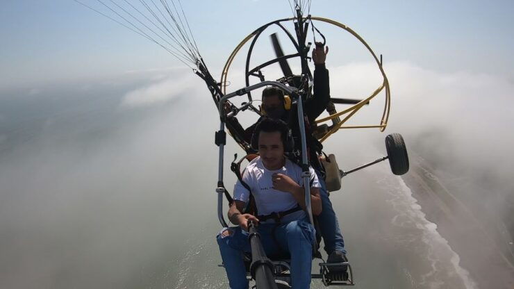 Lima: Paragliding Flight Over Costa Verde Districts - Booking Details