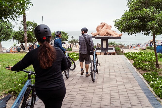 Lima Small-Group Bike Tour: Miraflores, San Isidro, Barranco - Expert Guide Insights