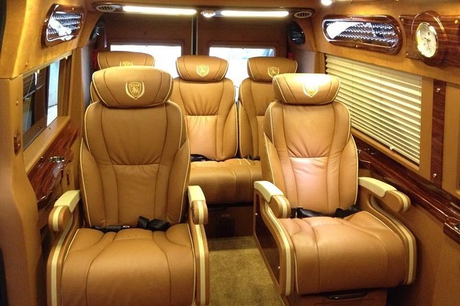 Limousine Bus Transfer Hanoi to Ninh Binh - Amenities and Comfort Onboard the Bus