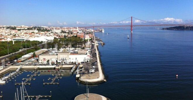 Limousine Tour Covering Lisbon and Cascais&Sintra. - Booking Information