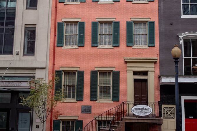 Lincoln Assassination Tour With Fords Theatre and Petersen House - Common Questions