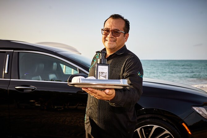 Lincoln Stretch Limo From Tulum to Cancun Airport - Overview of the Lincoln Stretch Limo Service