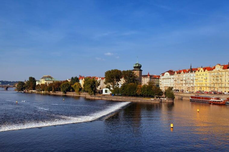 Lindau: Express Walk with a Local - Why This Tour Works