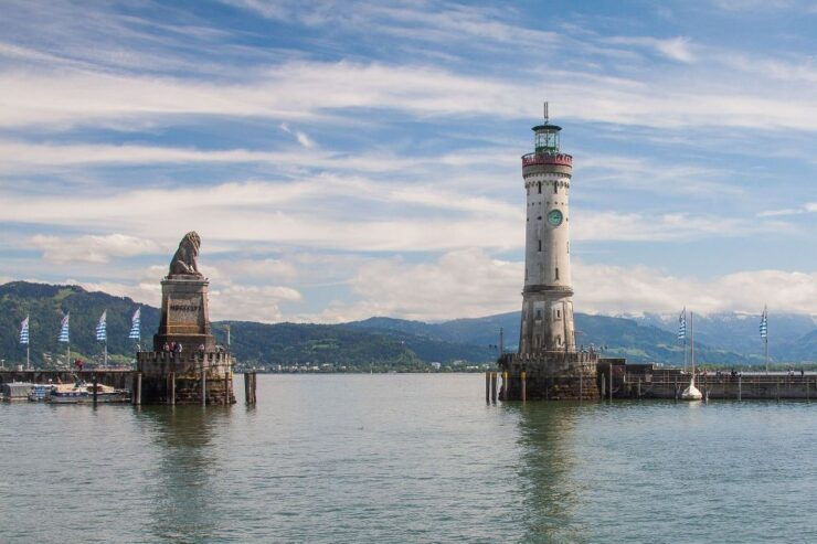 Lindau: Private Guided Walking Tour - Tour Duration and Availability