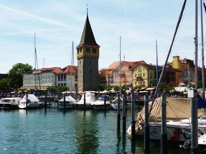 Lindau: Private Guided Walking Tour - Reservation and Payment Information