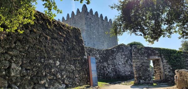 Lindoso: Castle and Village Guided Tour - Important Information for Participants