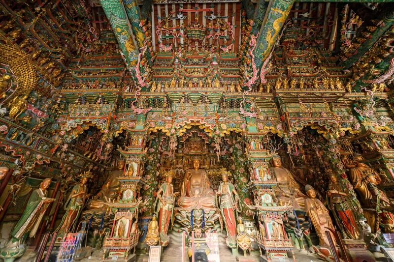 Linfen Hukou Waterfalls & Xiaoxitian Full-Day Tour with Guangsheng Temple - A driver and schedule that shape the day