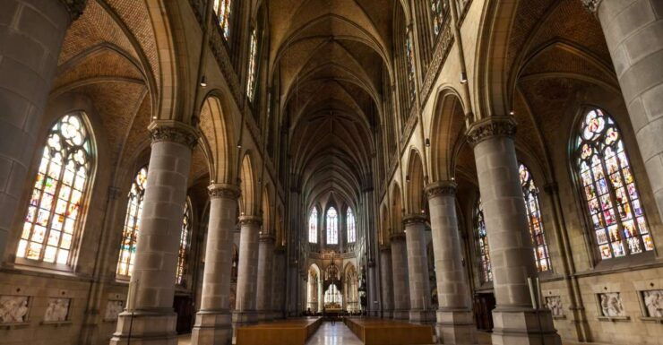 Linz: Churches & Old Town Private Guided Tour - Tour Highlights