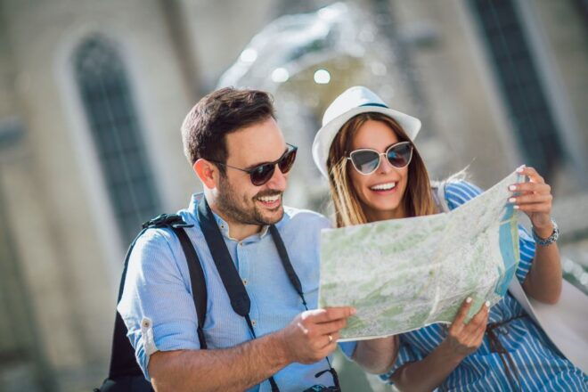 Linz Old Town Highlights Walking Tour With Pöstlingbergbahn - Explore the Cathedrals