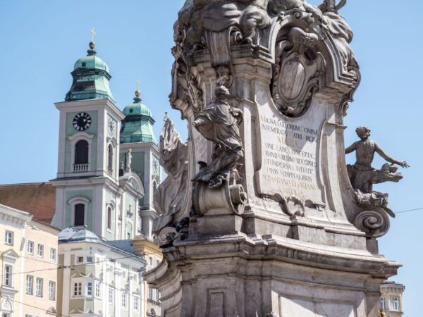 Linz Old Town Highlights Walking Tour With Pöstlingbergbahn - The Sum Up
