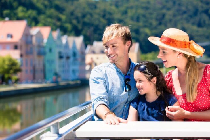 Linz Old Town Private Walking Tour and Cruise - Experience