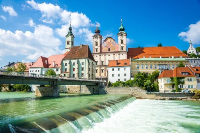 Linz Old Town Private Walking Tour and Cruise - Booking Details