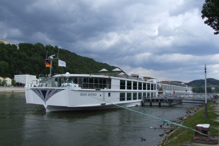 Linz: Private Day Trip to Cesky Krumlov - Historical Insights