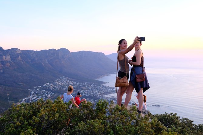 Lions Head Sunset Hike in Cape Town - Reviews of the Lions Head Sunset Hike