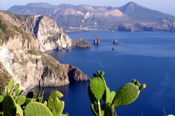 Lipari: Boat Tour of Vulcano Island With Disembarkation Stop - Tour Details