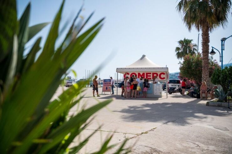 Lipari - Panarea - Stromboli By Night - Languages and Accessibility