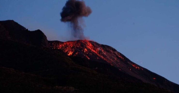 Lipari: Vulcano, Panarea, and Stromboli Cruise With Wine - Experience Highlights