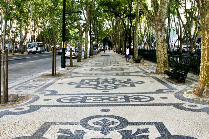 Lisboa Half Day Private Tour - Tour Highlights & Itinerary