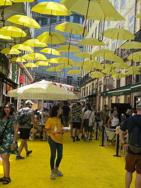 Lisbon: 1-HOUR Guided Tuk Tuk Tour in Old Town & City Center - Itinerary Highlights