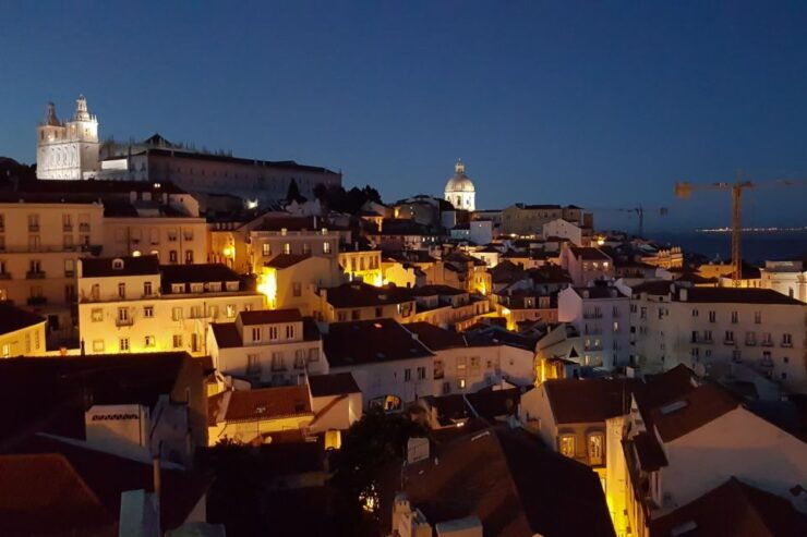 Lisbon: 1-Hour Private Romantic City Tour - Booking Details