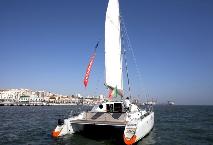 Lisbon 1-Hour Private Sailing Tour - Experience Highlights