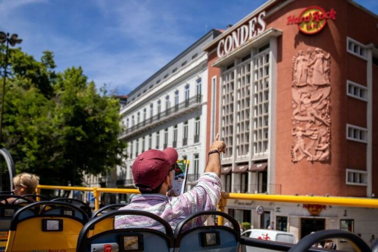 Lisbon: 1-or 2-Day Hop-On Hop-Off Bus Tour - Duration and Meeting Point