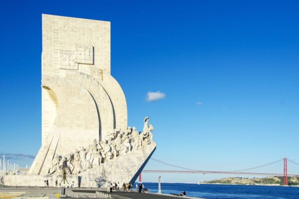Lisbon: 1-or 2-Day Hop-On Hop-Off Bus Tour - Common Questions