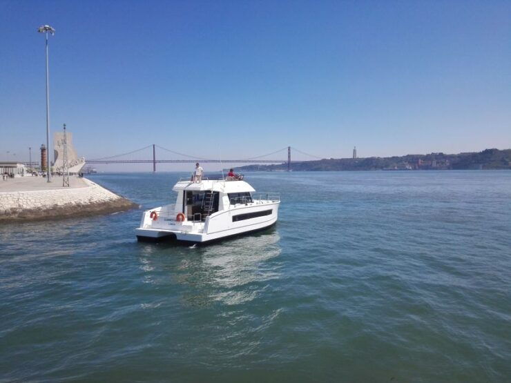 Lisbon: 1 or 2-Hour Cruise Along the Tagus River - Experience Highlights