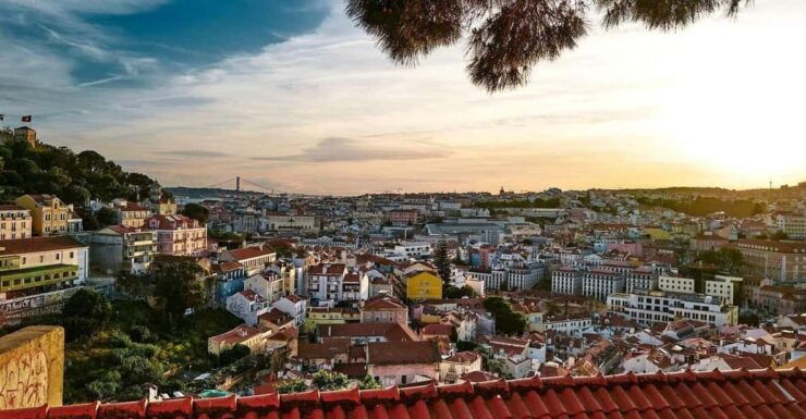 Lisbon: 1h30 Guided Tuk-Tuk Tour Old Town - Good To Know