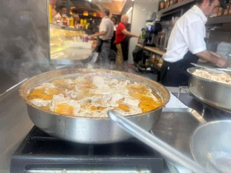 Lisbon: 2.5-hour city tour with 4 local tastings - A Closer Look at the Tour Experience