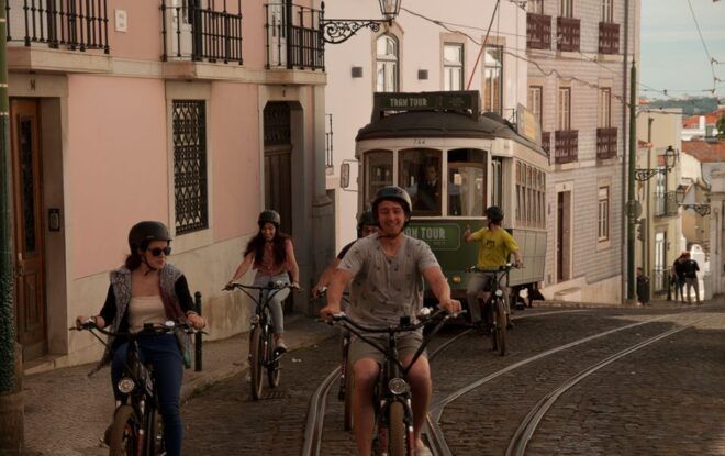 Lisbon: 2.5-Hour Hills Tour by Electric Bike - Customer Reviews
