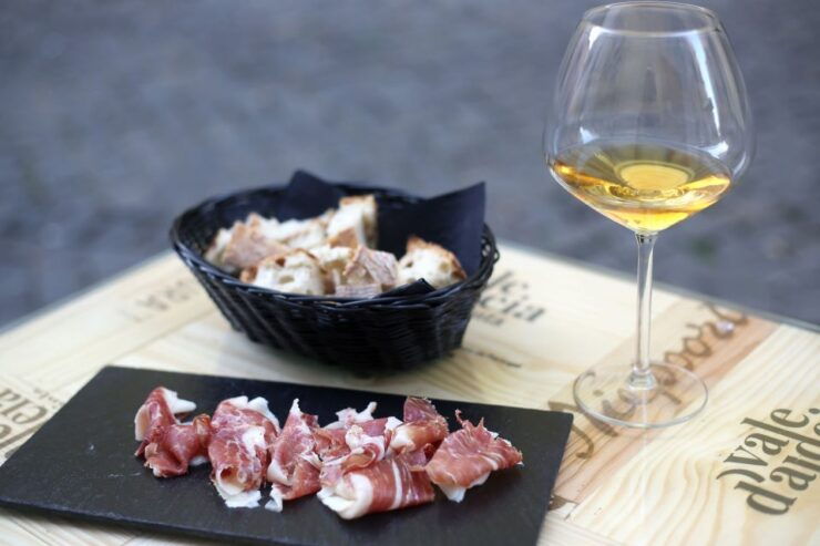 Lisbon: 2-Hour Wine and Tapas Tasting Session - Activity Details