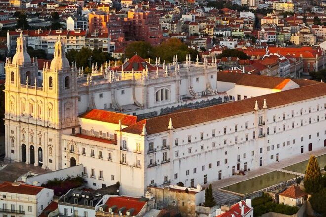 Lisbon: 2 or 3-Hour Historical Vintage Tuk Tuk Tour - Monastery of São Vicente De Fora
