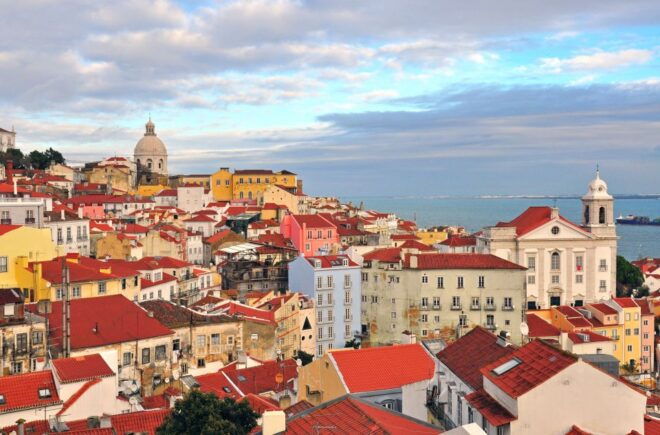 Lisbon: 3-Hour Historic Tuk Tuk Tour - Full Description of the Tour