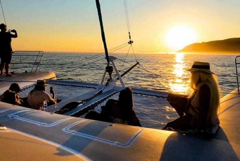 Lisbon: 3-Hour Sail and Dine Sunset Boat Tour - The Experience in Detail