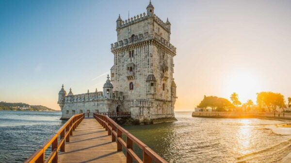 Lisbon 3-Hour Sightseeing Tour by Tuk Tuk - The Sum Up