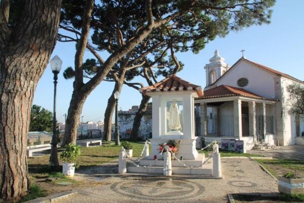 Lisbon: 3-Hour Sightseeing Tour by Tuk-Tuk - Common Questions