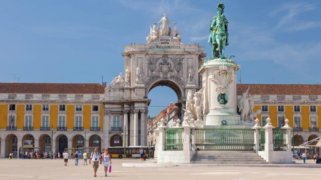 Lisbon: 3 Hours Sightseeing Tour by Eletric Car - Pickup Location