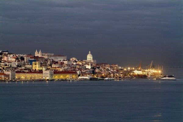 Lisbon: 3 Hrs Private Sunset Tour - Discover Lisbons Sunset Splendor