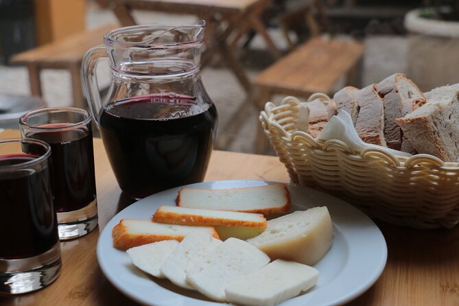 Lisbon 4 Foodies Tour - From Street Food to Awarded Chefs' Portuguese Delicacies - Overview and Meeting Details