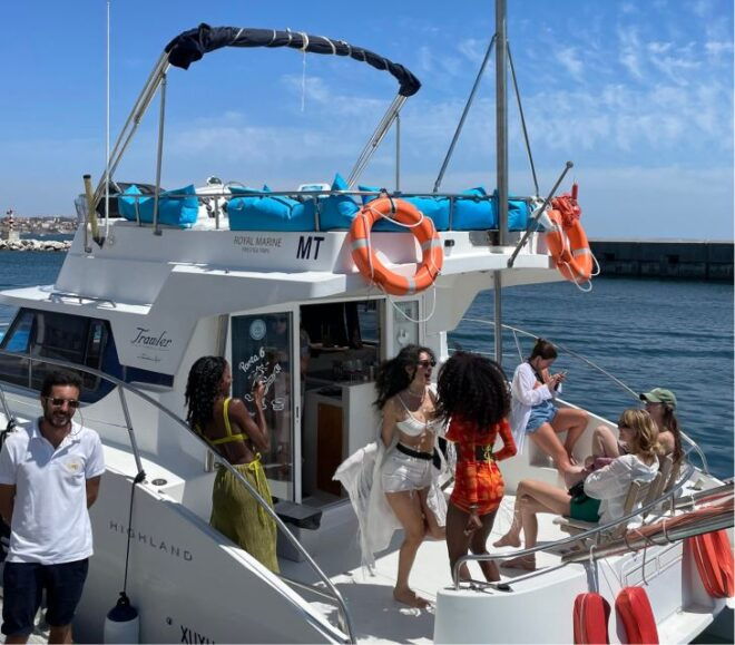 Lisbon: 4H Private Catamaran Tour With Swimming - Starting Location and Main Sites