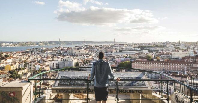 Lisbon 7Hills: 2h30min With a Local Tuk Tuk Driver - Local Life Exploration and Hill Views