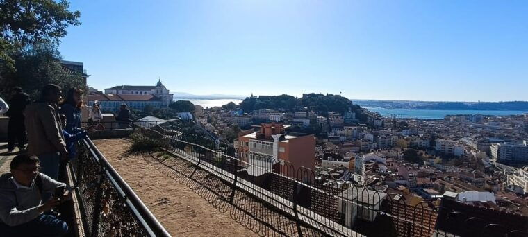Lisbon: 8 Hour Private Tour through Lisbon (up to 6 people) - A Day Well Spent in Lisbon